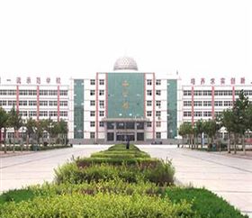 山东木门厂家金马首武城二中木门工程